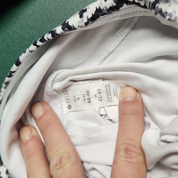 2 pairs Workout Leggings, both size L and high waist - Picture 2 of 6